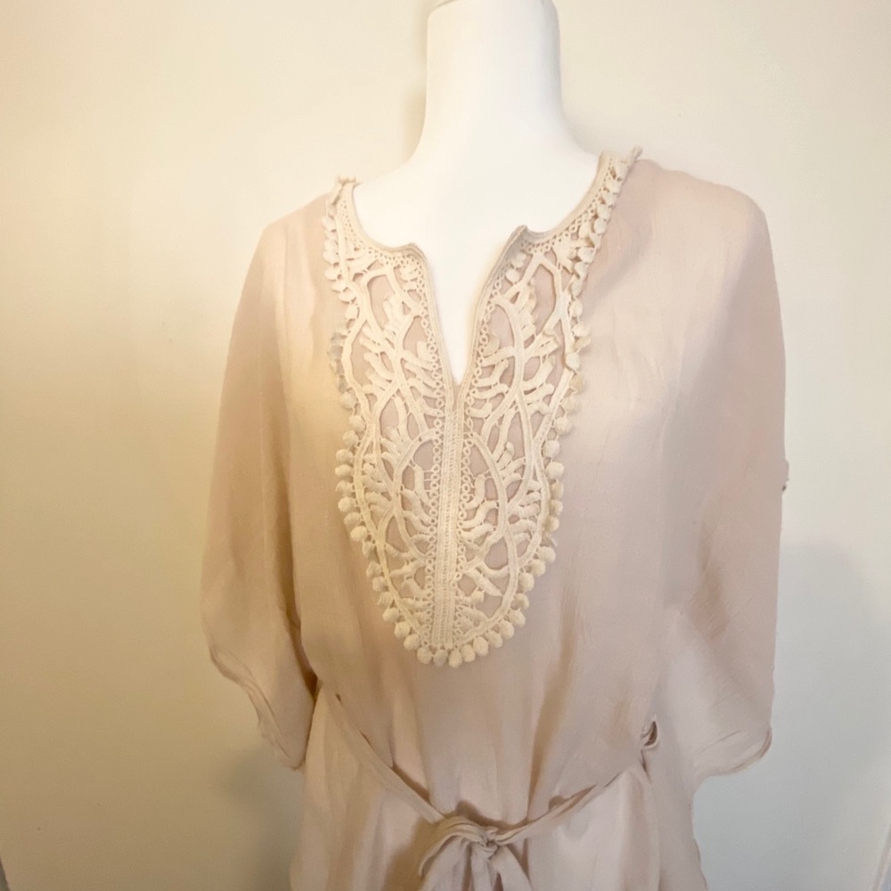 Blouse - Picture 8 of 9